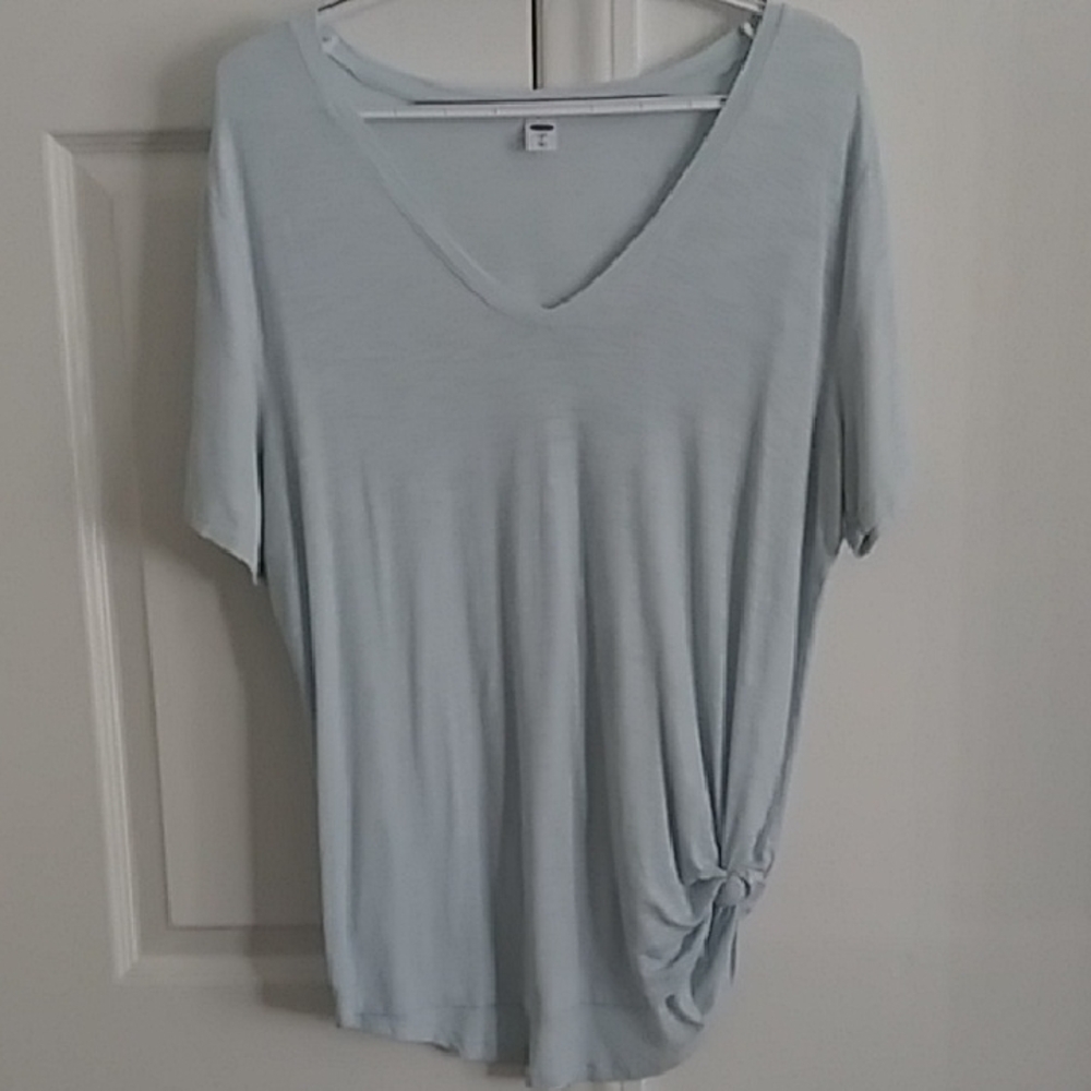 Like New. Oversized. Old Navy Baby Blue Asymmetrical Tie Front T-Shirt.